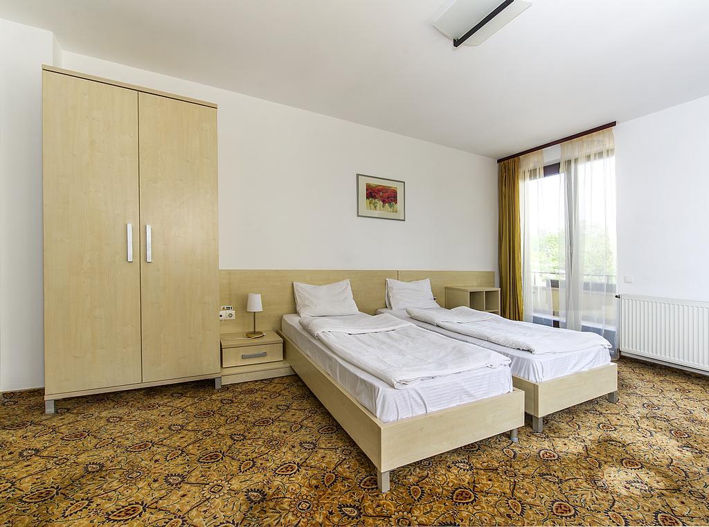 Hotel Aseltur Brašov Exteriér fotografie