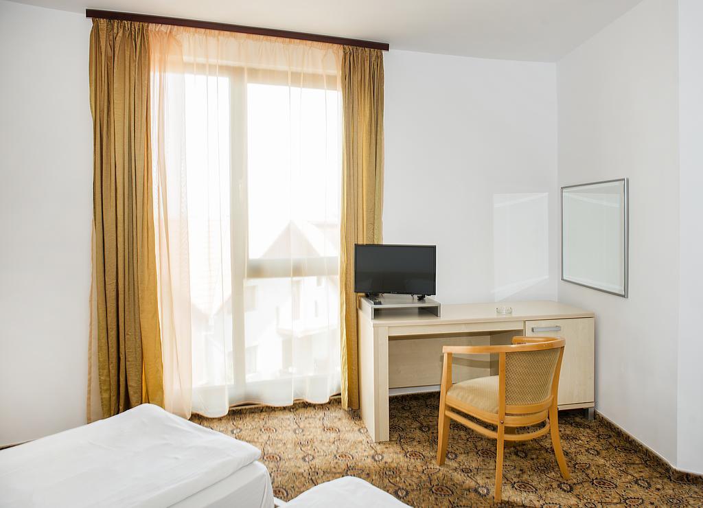 Hotel Aseltur Brašov Exteriér fotografie