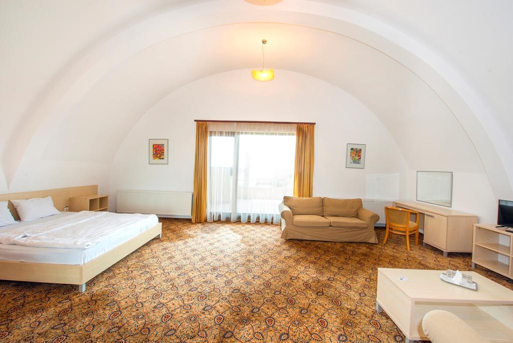 Hotel Aseltur Brašov Exteriér fotografie
