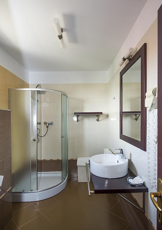 Hotel Aseltur Brašov Exteriér fotografie