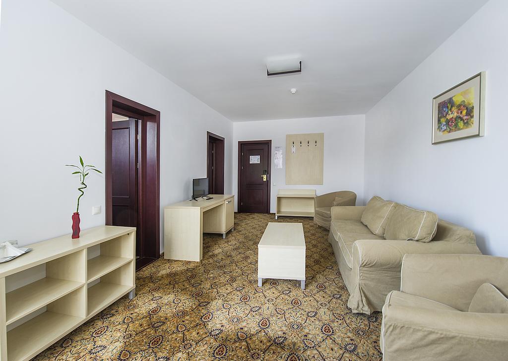 Hotel Aseltur Brašov Exteriér fotografie