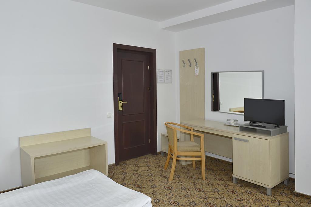 Hotel Aseltur Brašov Exteriér fotografie