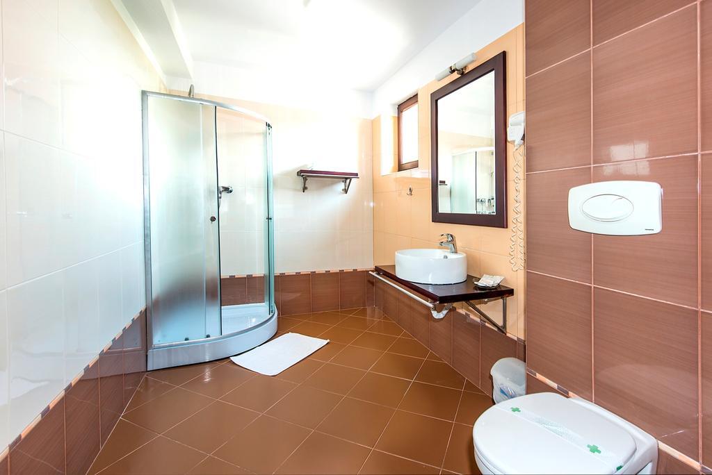 Hotel Aseltur Brašov Exteriér fotografie