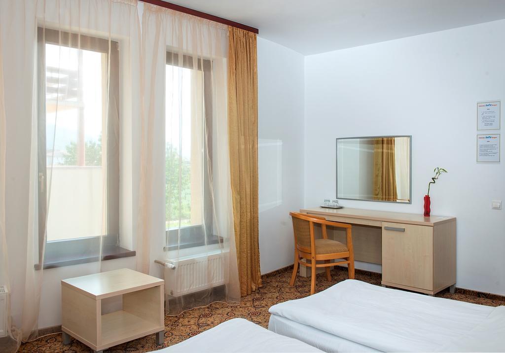 Hotel Aseltur Brašov Exteriér fotografie