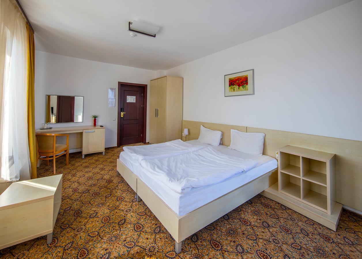 Hotel Aseltur Brašov Exteriér fotografie