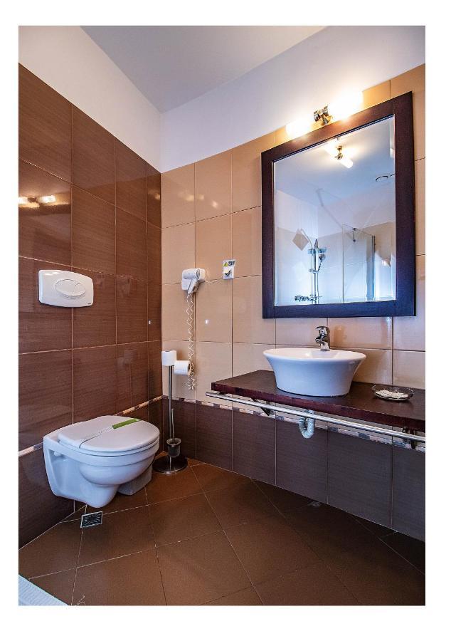 Hotel Aseltur Brašov Exteriér fotografie